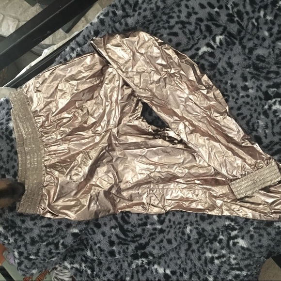 Victoria’s sport gold winder breaker pants! ✨ - Picture 3 of 4